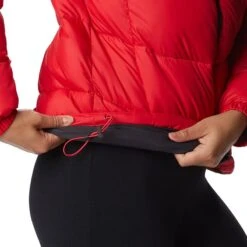 Columbia Women's Puffect™ Colourblock Jacket Red Lily / Beach -Outdoor Clothing Store 1955101 658 a5 presethigh res jpeg 300 dpi
