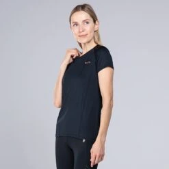 Women's Freya T-Shirt Black / Rose Gold -Outdoor Clothing Store 4t5a1139 1