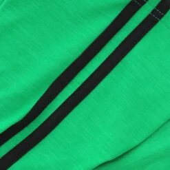 Men's Auckland Brushed Half Zip Top Green / Black -Outdoor Clothing Store auckland 122 hz brush top mel tl emer blk 2s 4 1