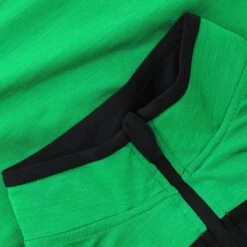 Men's Auckland Brushed Half Zip Top Green / Black -Outdoor Clothing Store auckland 122 hz brush top mel tl emer blk 2s 5 1